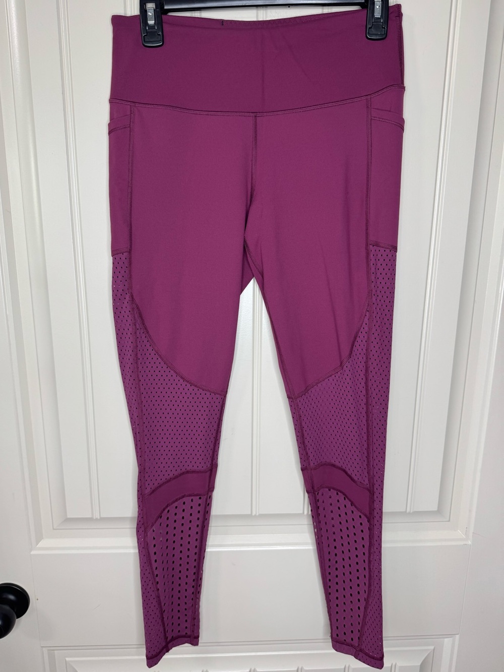 2/for $20 🪩 VS SPORT Plum High-Waist Side Pocket Leggings (Women’s Medium) - Picture 3 of 13